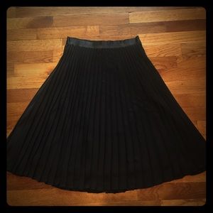Express Black Midi Skirt
